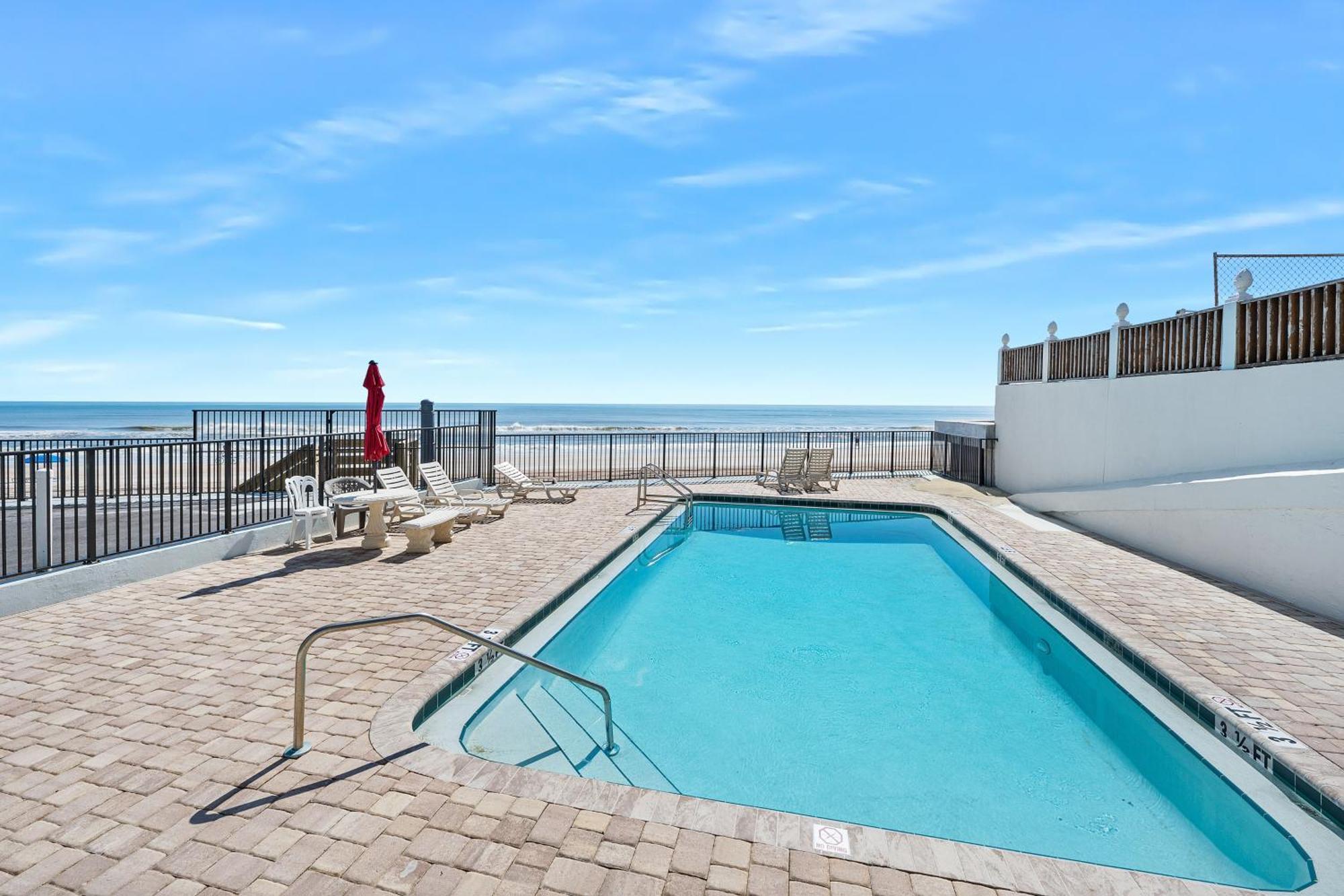 Family Friendly Oceanfront Condo With Pool! Daytona Beach Exterior foto