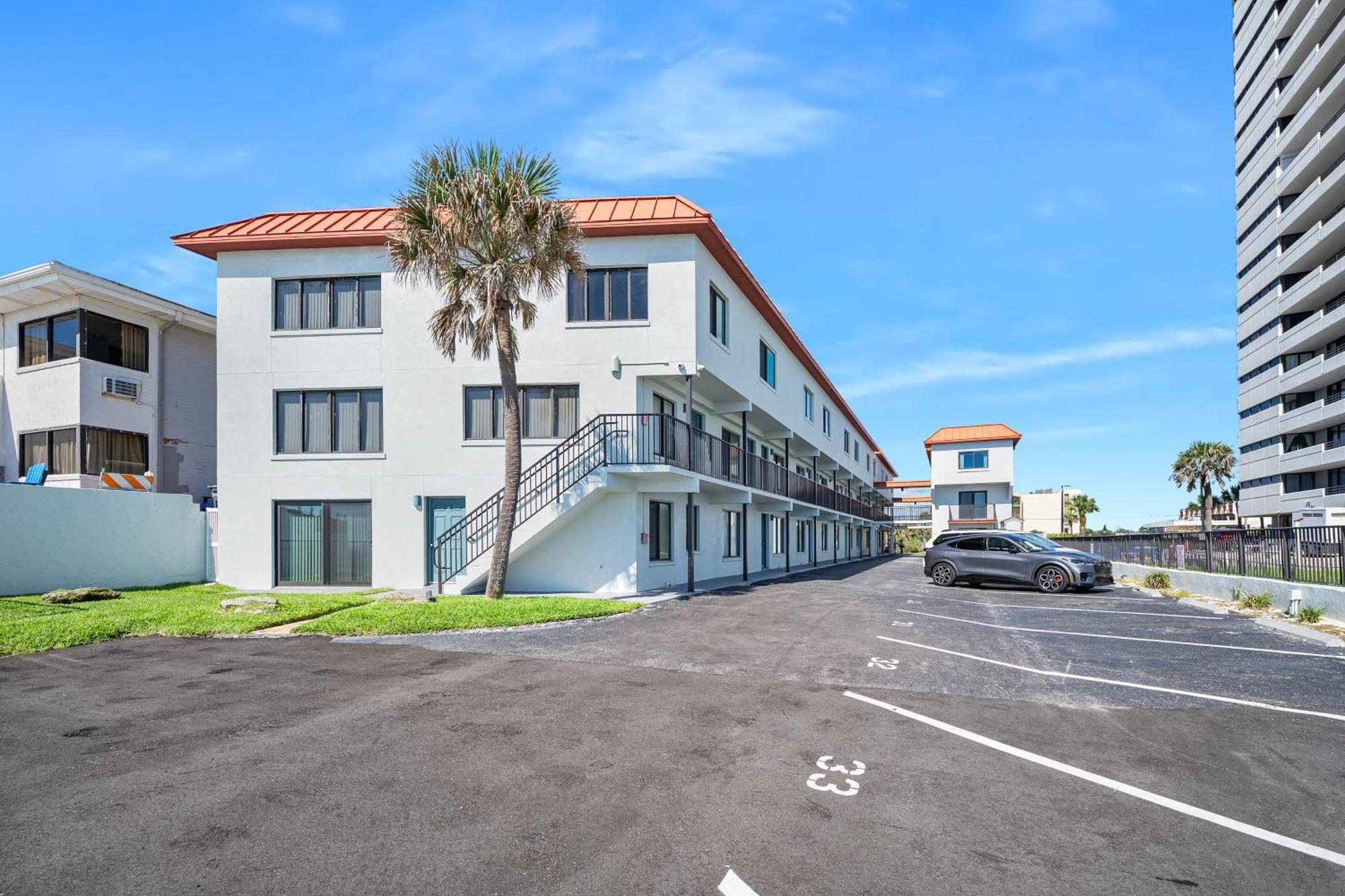 Family Friendly Oceanfront Condo With Pool! Daytona Beach Exterior foto